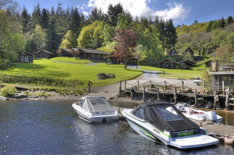 10 Loch Tay Lodges Harbour 768x511