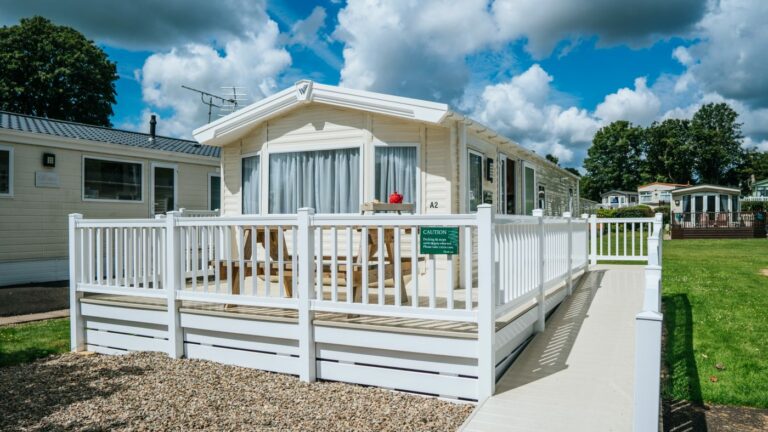 Woodleisure Revolve Films 03843 768x432