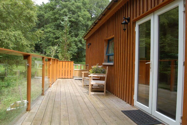 Waterfall Lodge 1 768x511